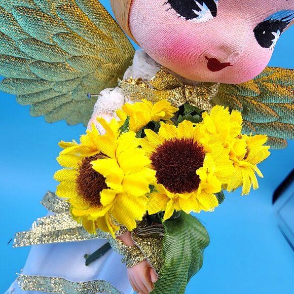 1960s Angel Tree Topper Sockinette Big Eyes Sunflower Bouquet Gold Wings Halo - Picture 4 of 12